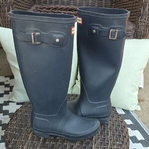 Hunter Classic Black Buckle Rain Boots